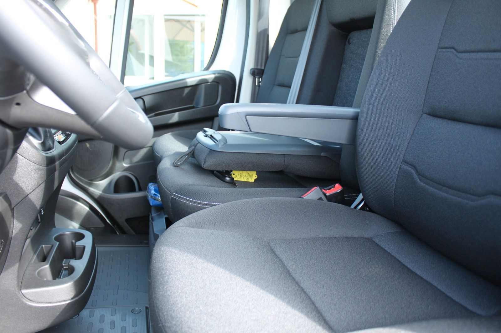 Fahrzeugabbildung Fiat Ducato Maxi 35 L4 Möbelkoffer