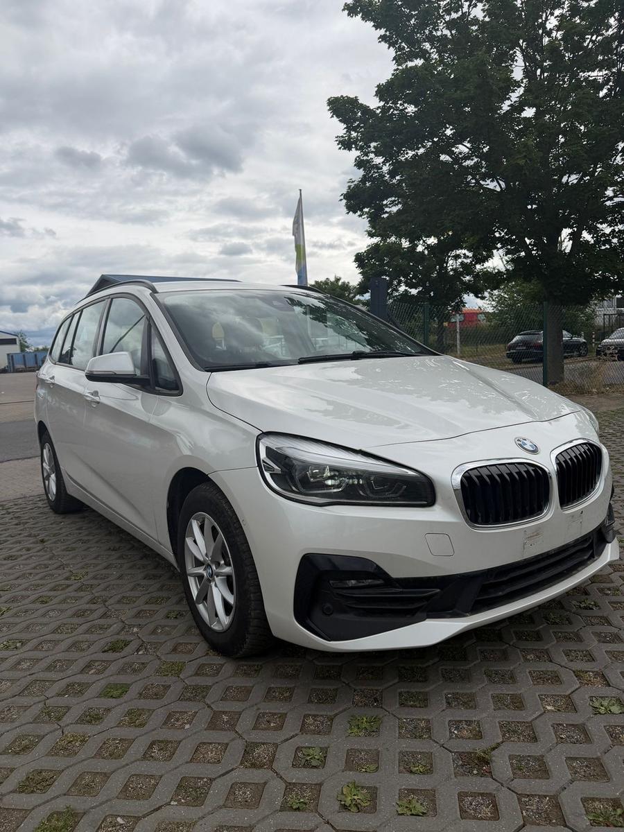 BMW 218i Advantage TÜV Neu