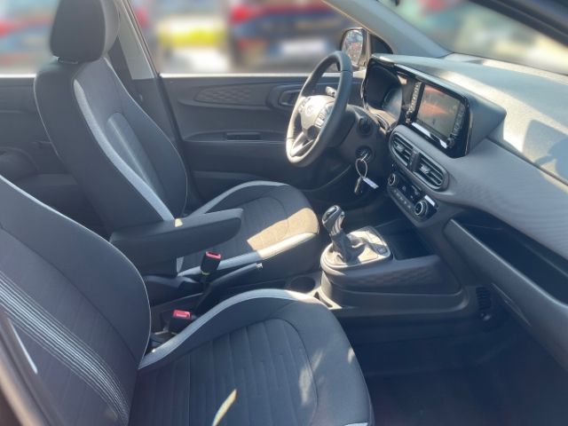 Fahrzeugabbildung Hyundai i10 Trend 1.0 A/T (MY25) Komfortpaket Navi Klima