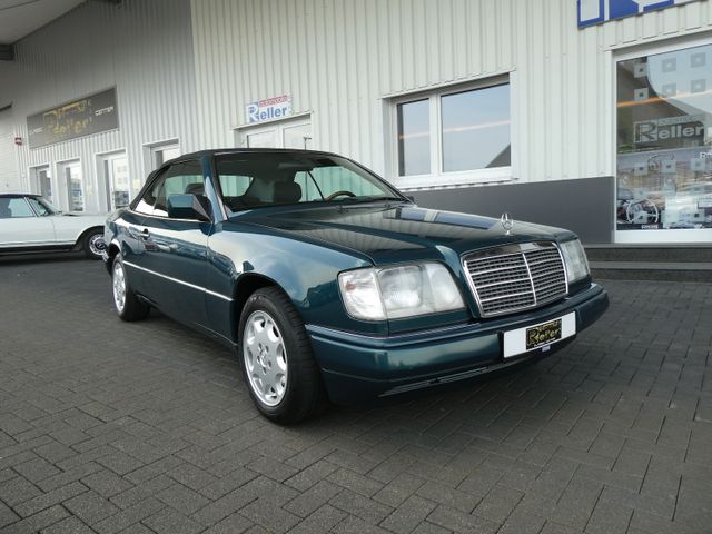 Mercedes-Benz E 220 (W124) Cabriolet, deutsche Erstauslieferun