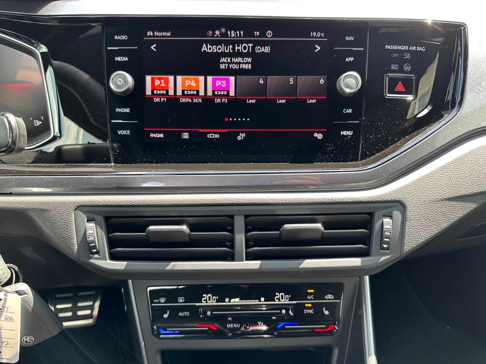 Fahrzeugabbildung Volkswagen Polo GTI 2.0 TSI DSG Navi/ACC/Matrix/IQ/SHZG/18"