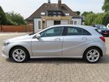 Mercedes-Benz A 180 A -Klasse A 180 BlueEfficiency - Mercedes-Benz A 180 mit Benzin-Antrieb: Limousine