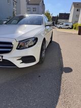 Mercedes-Benz E 220d T  AMG Line MB100 Garantie Burmester - Mercedes-Benz E 220: Standheizung