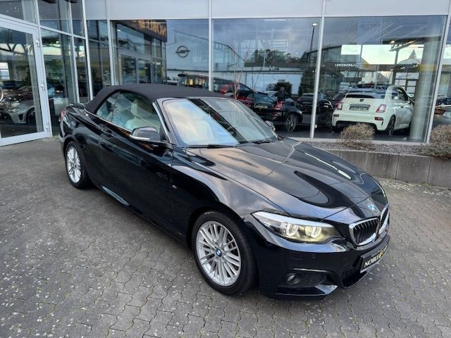 Fahrzeugabbildung BMW 230i Cabrio M Sport LED NAVI ALU