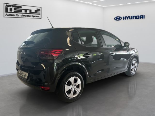 Fahrzeugabbildung Dacia Sandero Essential TCe 90 Klimaanlage LED Fahrerp