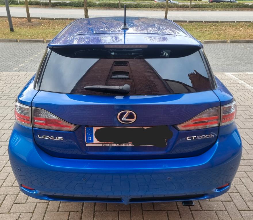 Lexus CT 200h