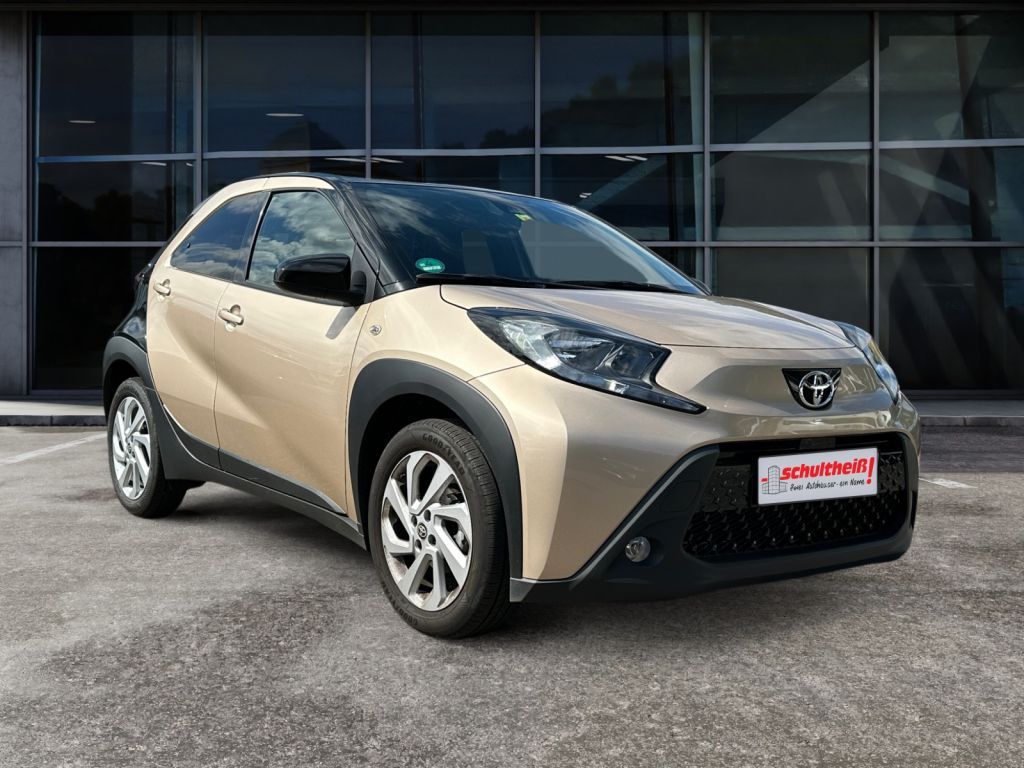 Fahrzeugabbildung Toyota Aygo X Pulse