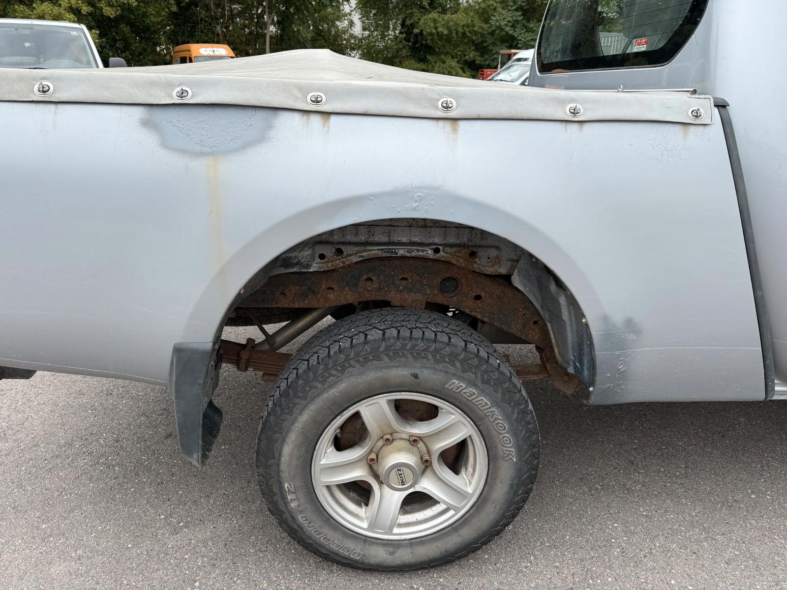 Mitsubishi L200 2.5D Invite ClubCab 4WD AHK Klima Tüv 08.27