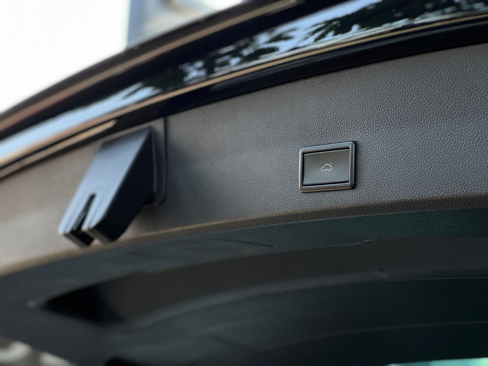 Fahrzeugabbildung CUPRA Ateca VZ 4Drive AHK NAV XL ACC LED SHZ 19"