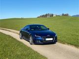Audi TT Coupe 2.0 TDI S tronic quattro - - Audi TT mit Diesel-Antrieb: Navigationssystem