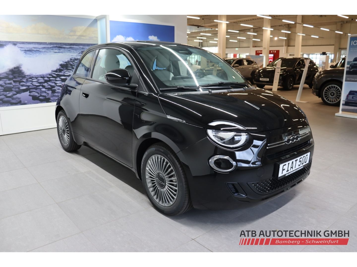 Fahrzeugabbildung Fiat 500 ICON + Komfortpaket Hybrid 1.0l PDC Rückfahr