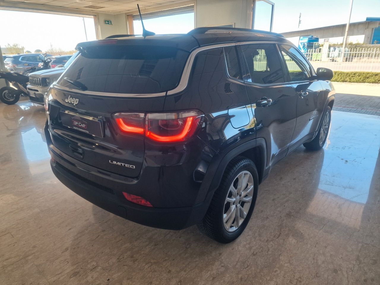 Jeep Compass 1.6 Mjet 120cv 2020 imagem 3