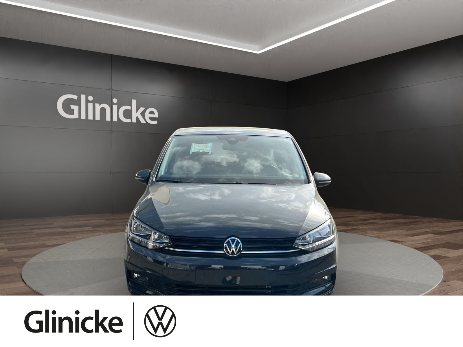 Volkswagen Touran - Bild 1
