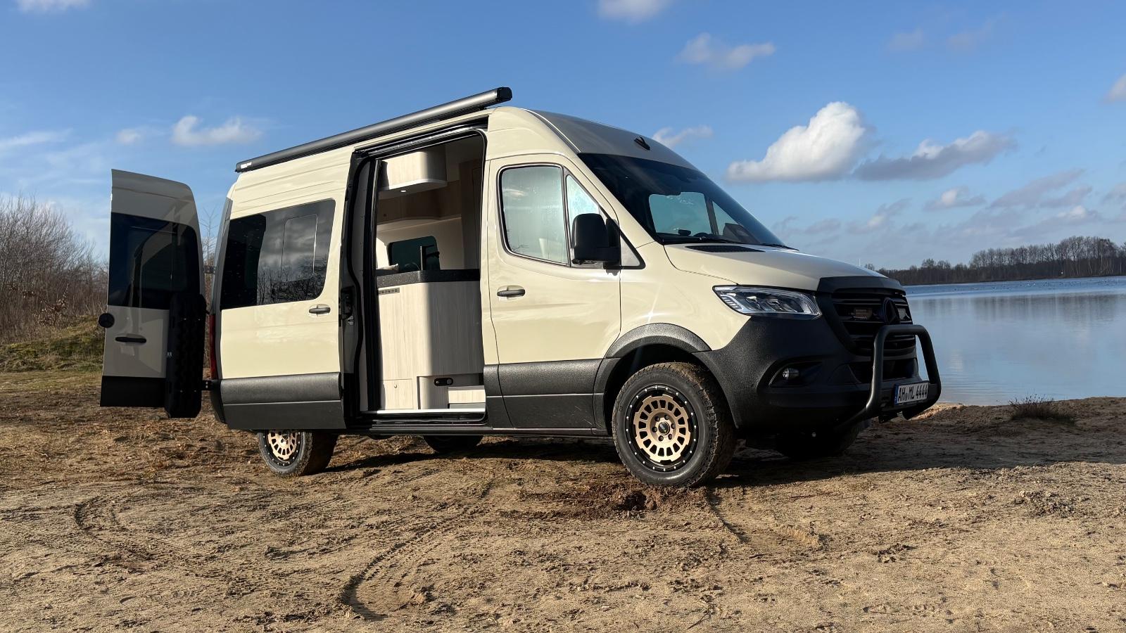 Mercedes-Benz Sprinter 319cdi Innova Roadtrip Yacht Beach NEU