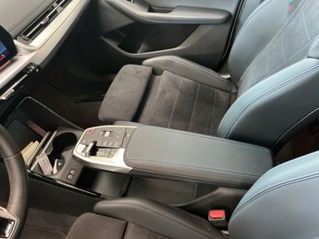 BMW 218 - 10