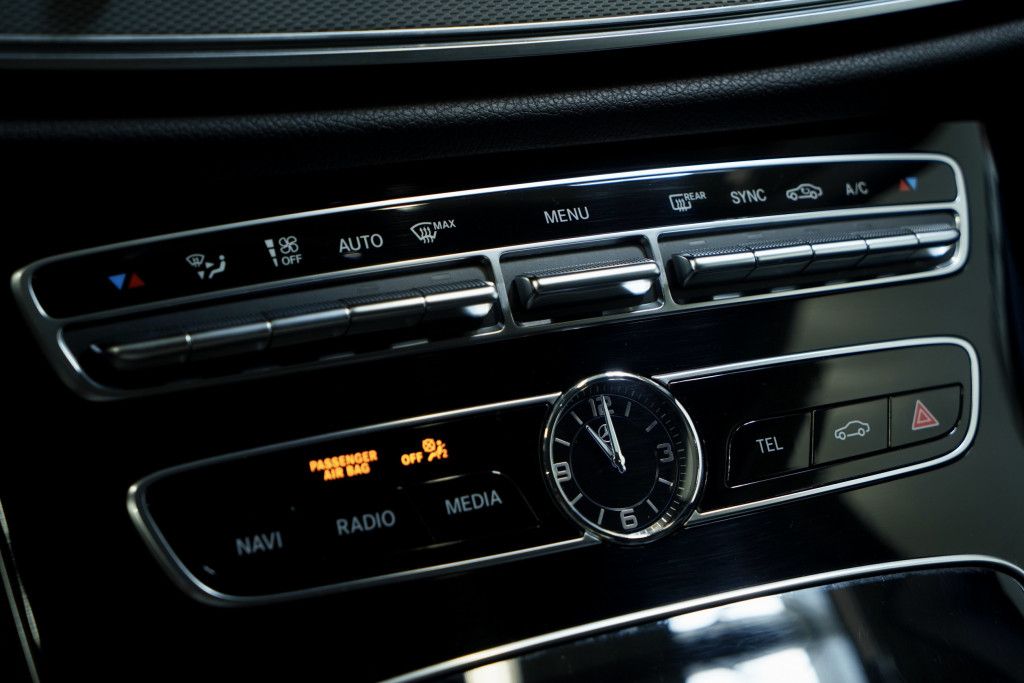 Mercedes Benz E 220
