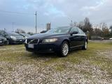 Volvo S80 2.4 D5 185 CV Momentum - blaue Volvo S80