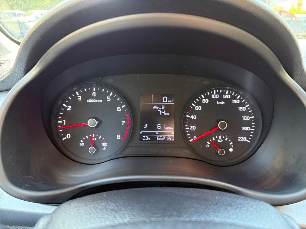 Fahrzeugabbildung Kia Rio 1.2 Edition 7