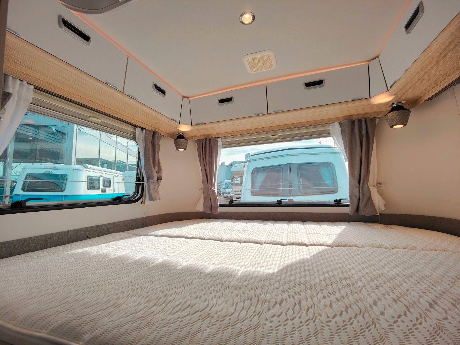 Fahrzeugabbildung HYMER / ERIBA / HYMERCAR Touring 310 Urban - SIE SPAREN 2.854€ !!!