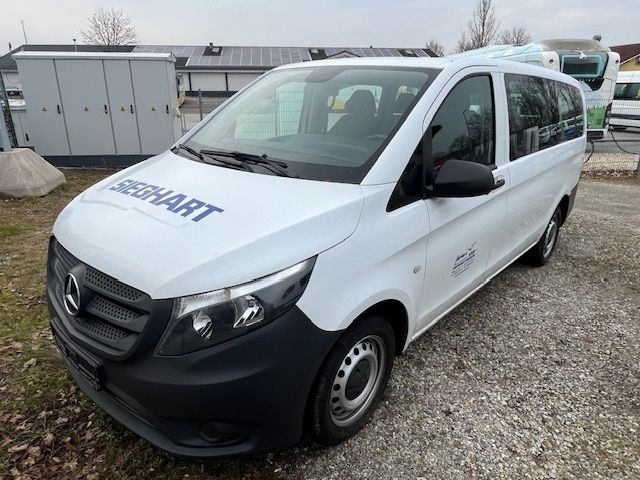 Mercedes-Benz Vito Tourer 111 Tourer - Klima / AHK / 8 Sitzer