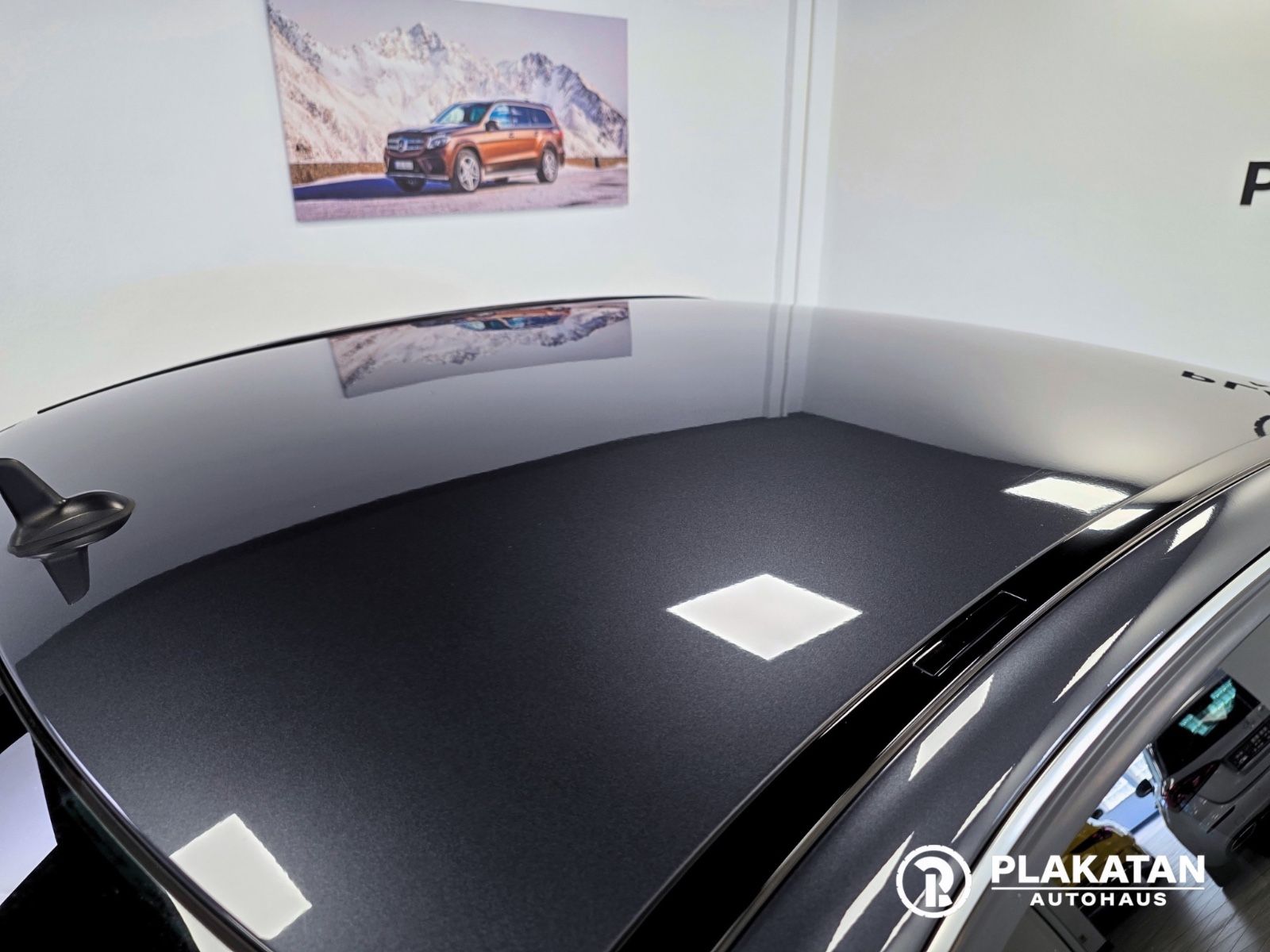 Fahrzeugabbildung Mercedes-Benz C 200 CGI Avantgarde Bi-Xenon AdaptLicht