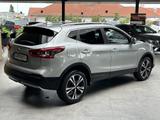 Nissan Qashqai 1.3 N-Connecta Panorama Navi Kamera Led - Nissan Qashqai in Braunschweig