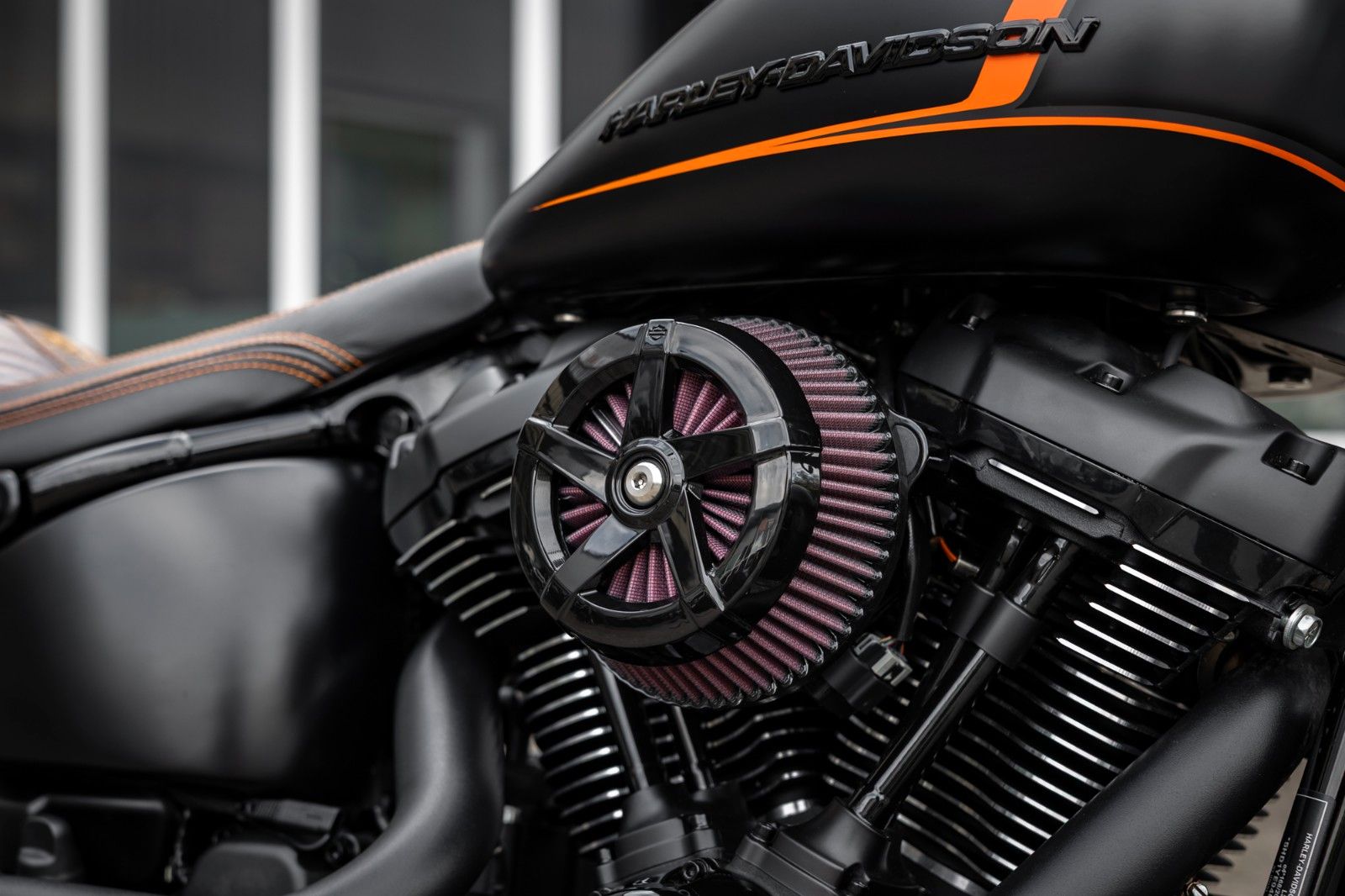 Fahrzeugabbildung Harley-Davidson Breakout DARKSIDE FXBR 117 MY25 -H-D Kiel Custom