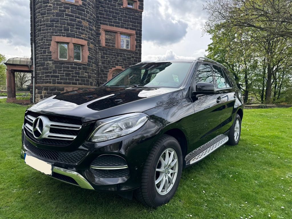 Image of Mercedes-Benz GLE 250