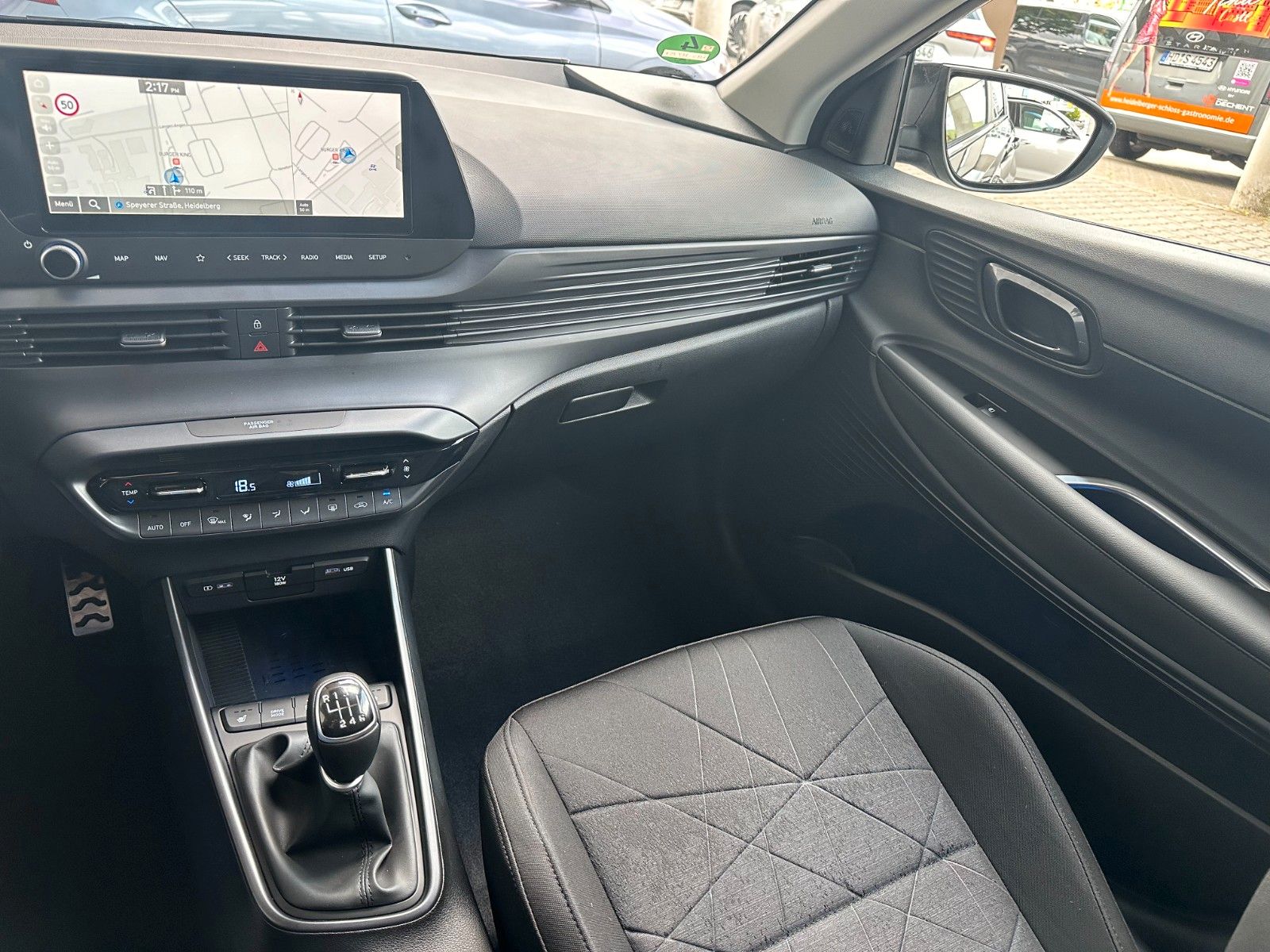 Fahrzeugabbildung Hyundai Bayon Prime 1.0l 120PS Navi/Bose!