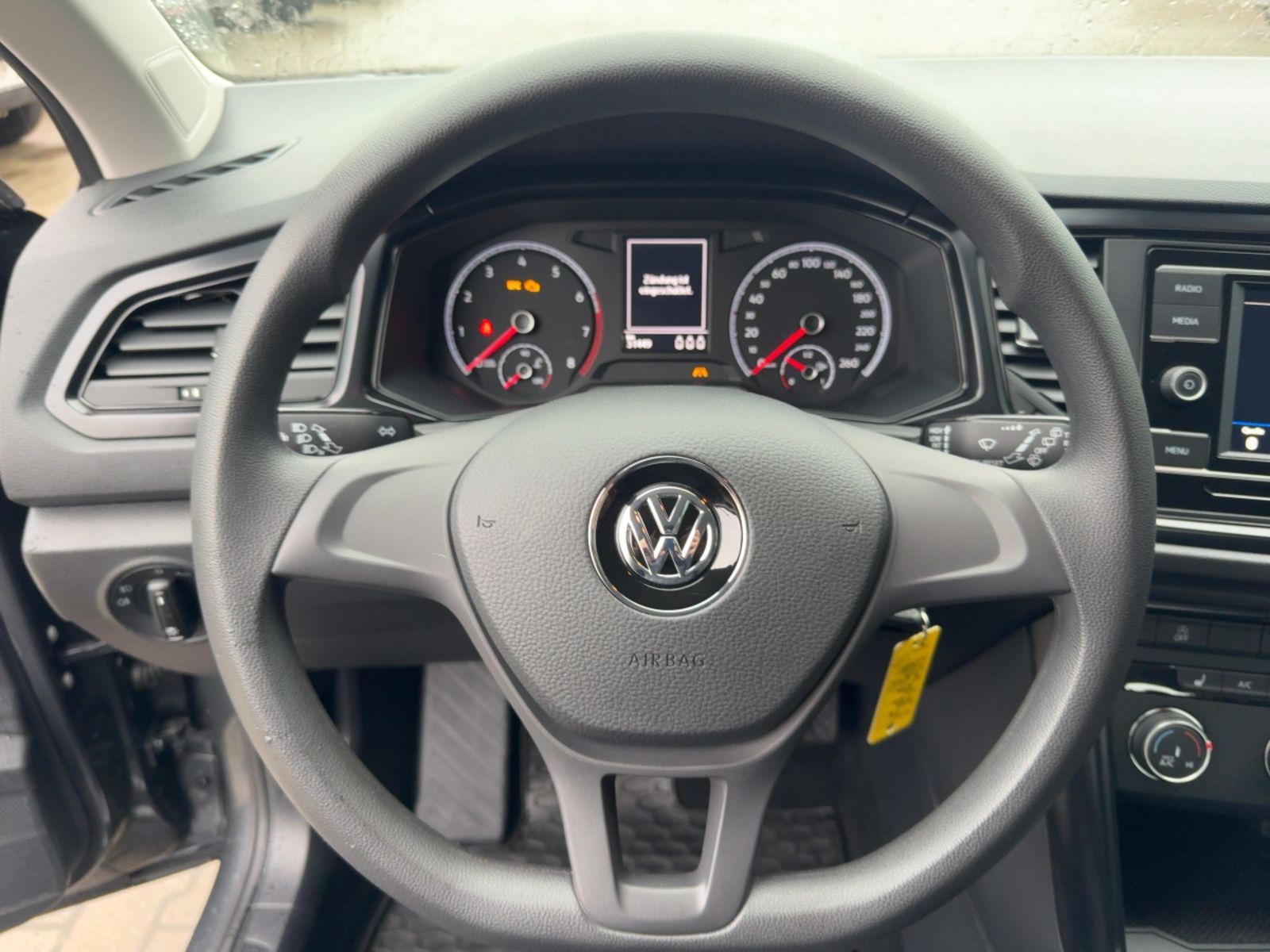 Fahrzeugabbildung Volkswagen T-Roc 1.0 TSI AHK Sitzh. PDC Klima App-Con.