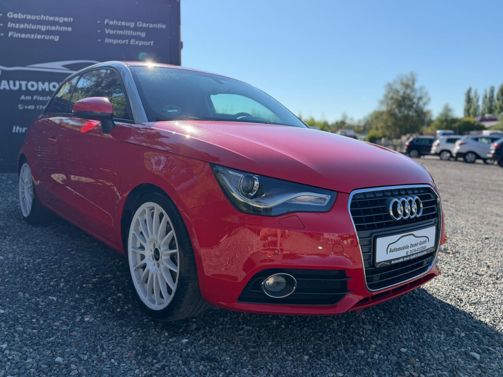 Audi A1 AMBITION°XENON°SHZ°LED°BT°MFL°