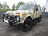 Lada Niva 4x4  AHK RADIO LED RAPTOR BÜGEL TRITTBRETTE - Lada Niva aus 2010