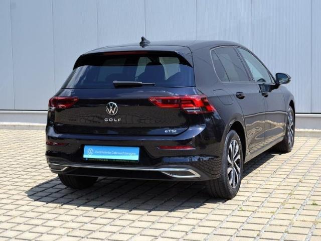 Volkswagen Golf VIII 1.5 eTSI DSG Active LED+LA/NAVI+VZE/AC, миниатюра 3