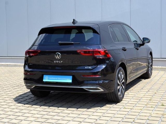 Golf VIII 1.5 eTSI DSG Active LED+LA/NAVI+VZE/AC