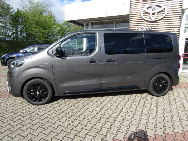 Fahrzeugabbildung Toyota Proace Verso L1 Executive, Sitz-und Design-Paket