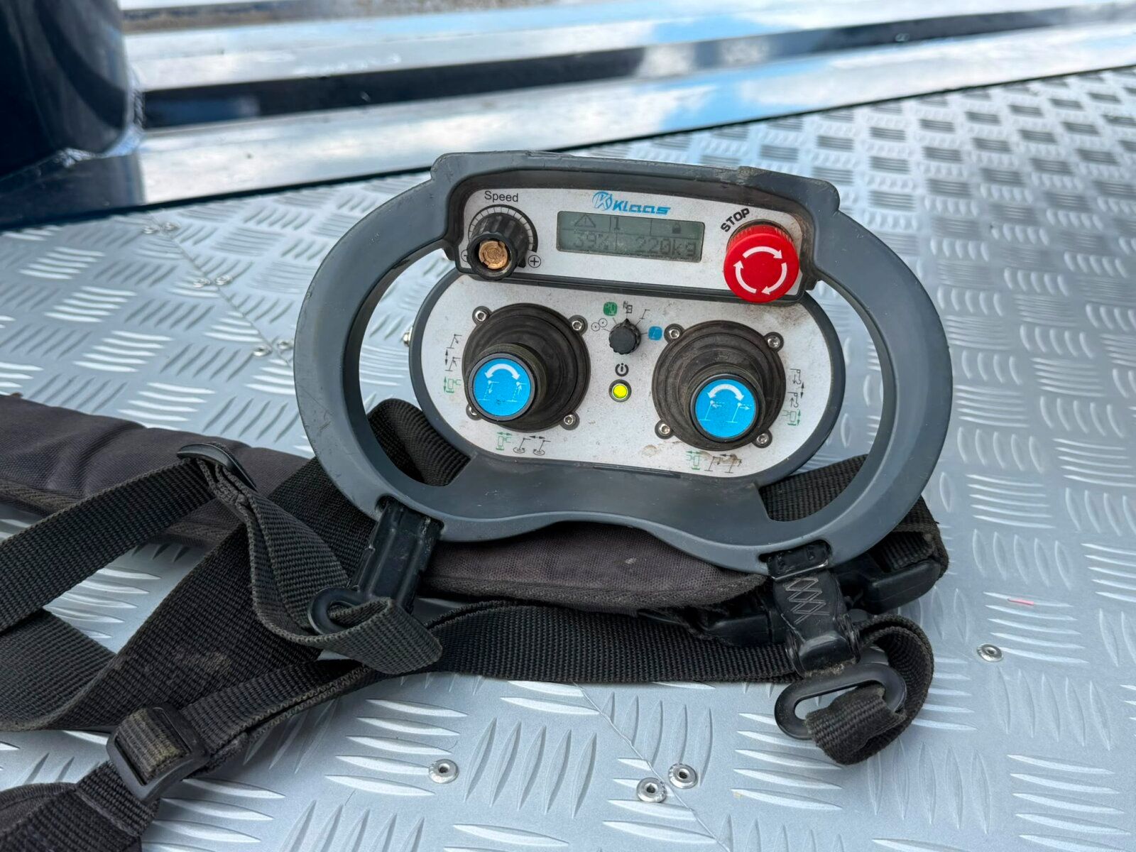 Fahrzeugabbildung Andere Klaas K 350E / Dachdecker / Akku
