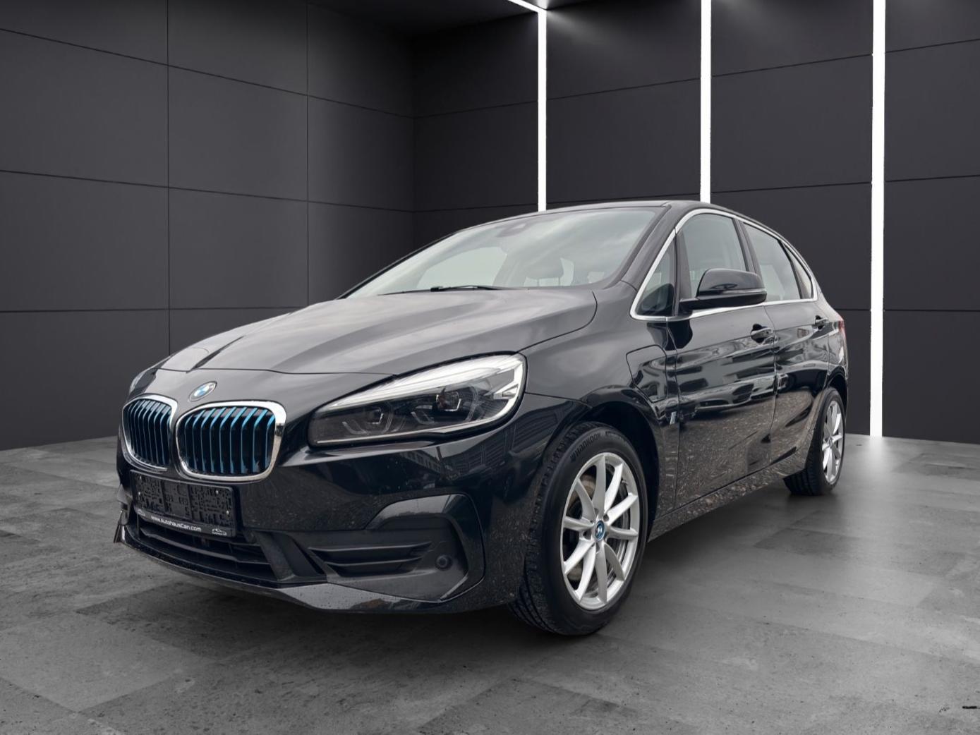 BMW 225 xe Active Tourer Sport Line /LED/NAVI/