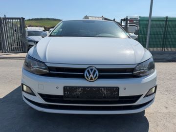 Volkswagen Polo - 2