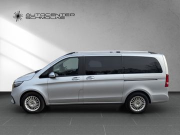 Mercedes V 220 - 3