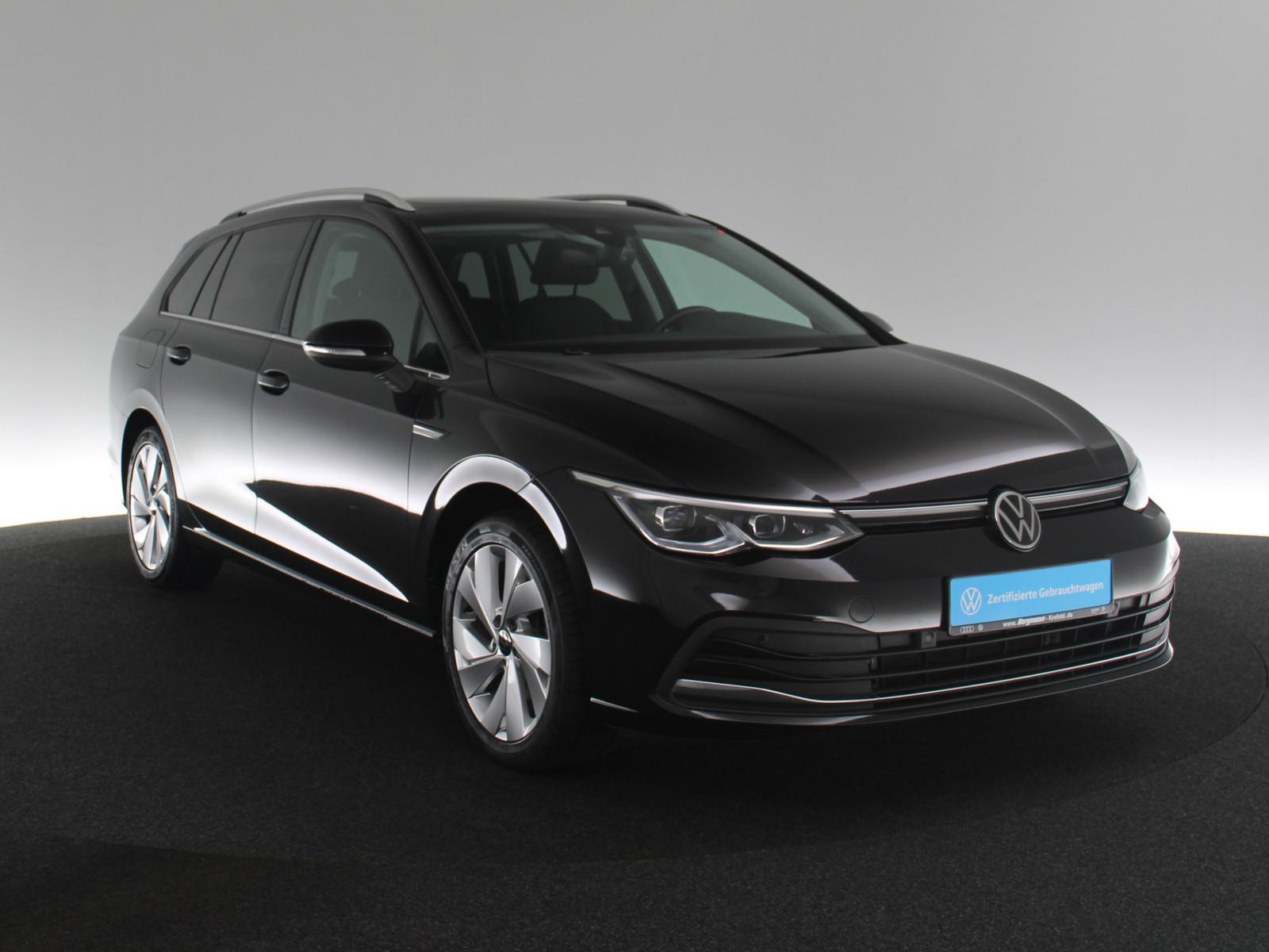Volkswagen Golf VIII 2.0 TDI Style PANO NAVI SHZ PDC