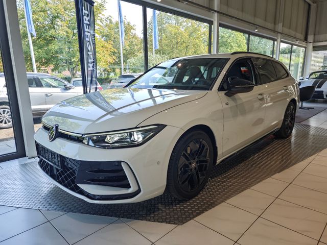 VW Passat R-Line Black Style DSG #AHK #DCC #Head-UP