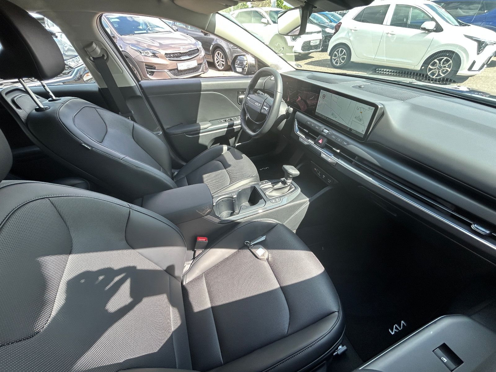 Kia K4 - Bild 10