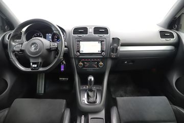 Volkswagen Golf - 11