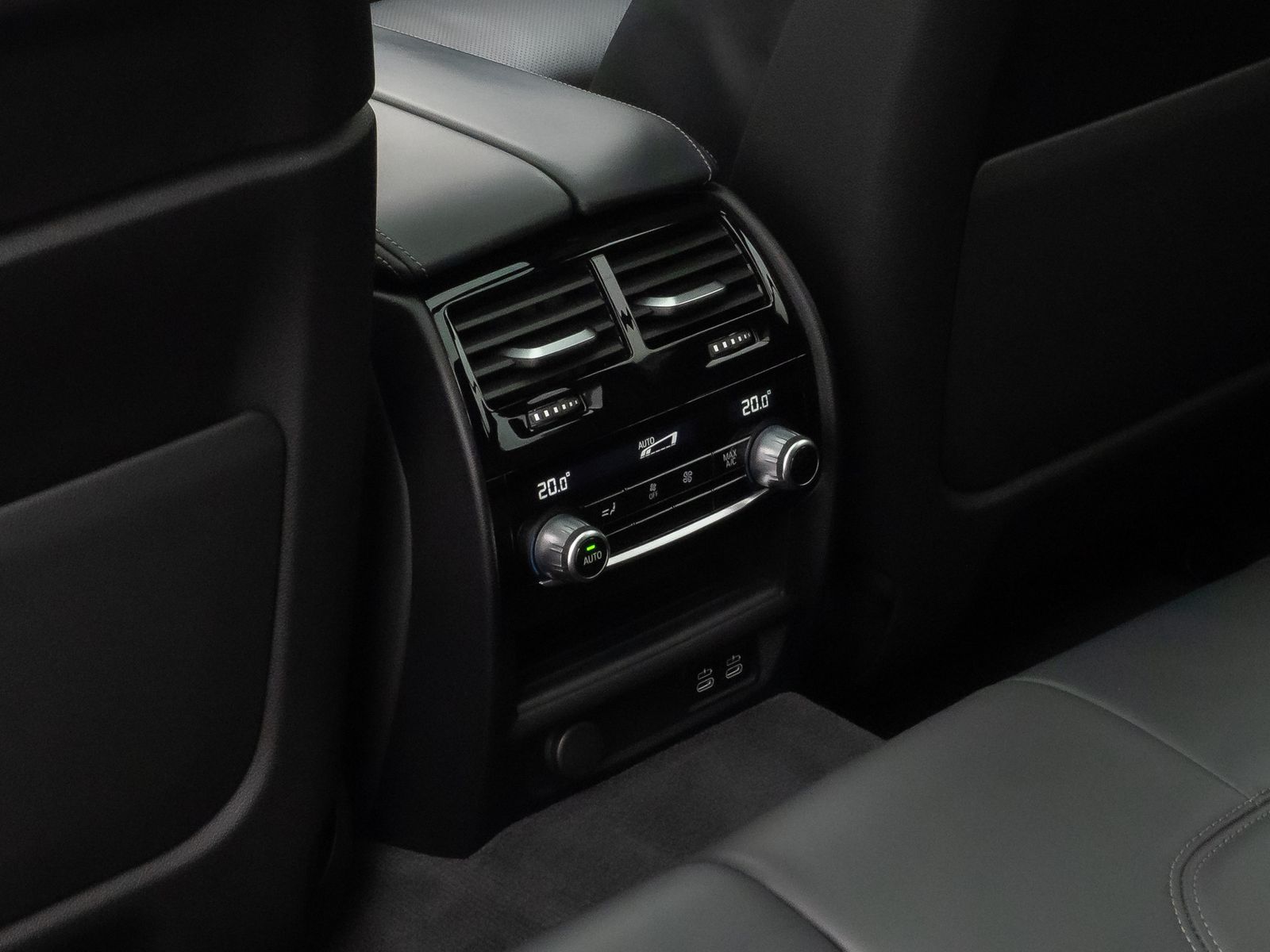 Fahrzeugabbildung BMW 540d xD M SportPro Panoram Kamera Laser HUD HiFi