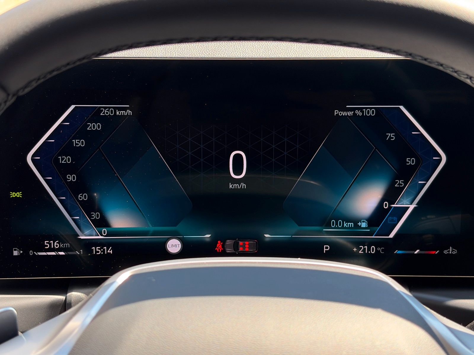 Fahrzeugabbildung BMW 318i Touring CockPit+ Alarm 3Z-Klima Kamera SHZ