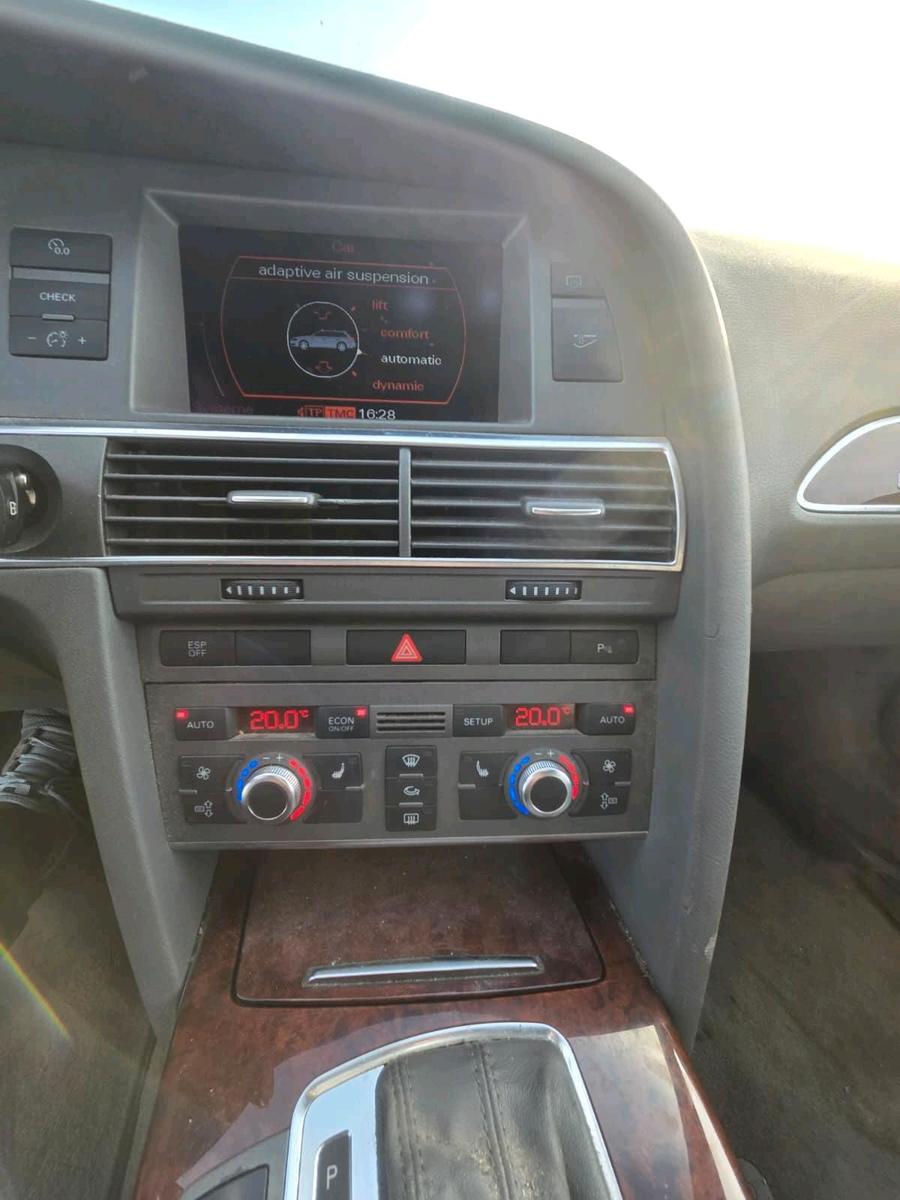 Audi Quattro 2005 — photo 15