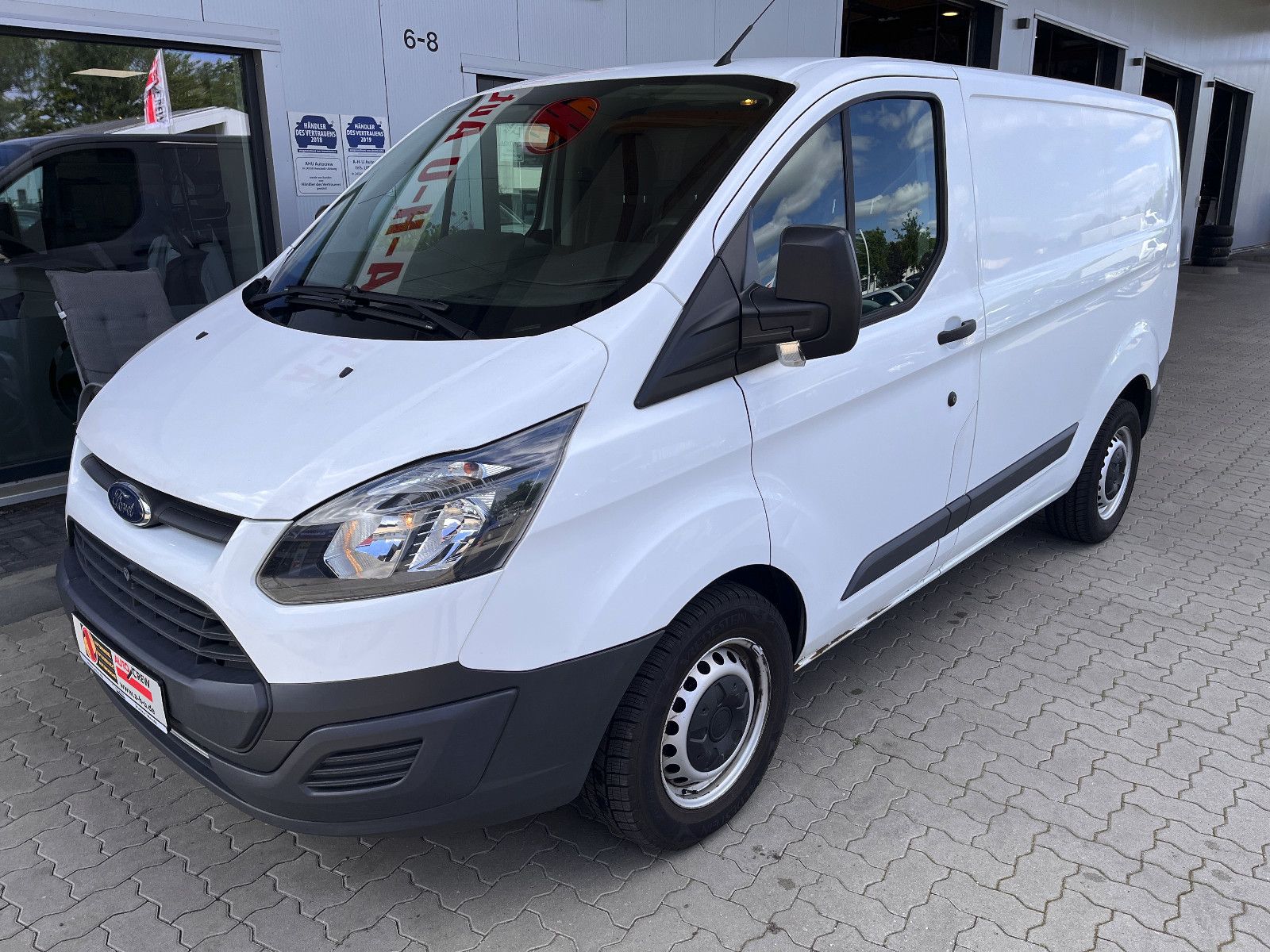 Fahrzeugabbildung Ford Transit Custom Kasten 270 L1