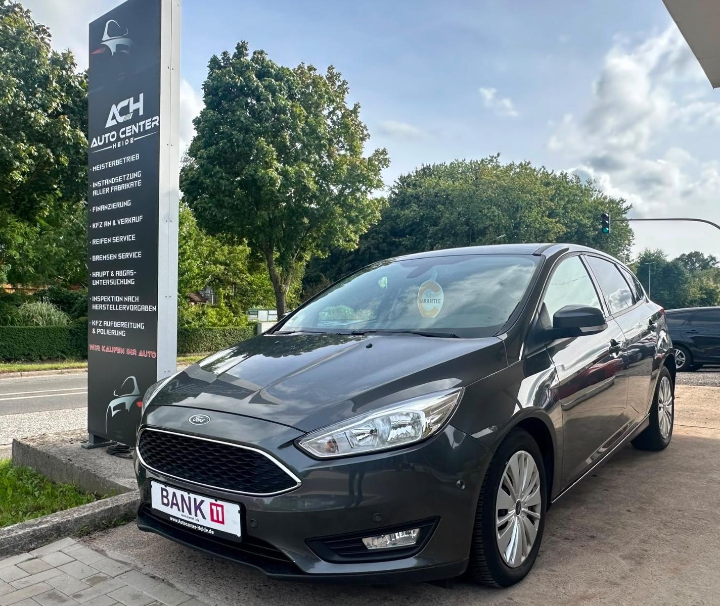 Ford Focus Lim. Business (NAVI~KAM~LENKRH~SITZH)