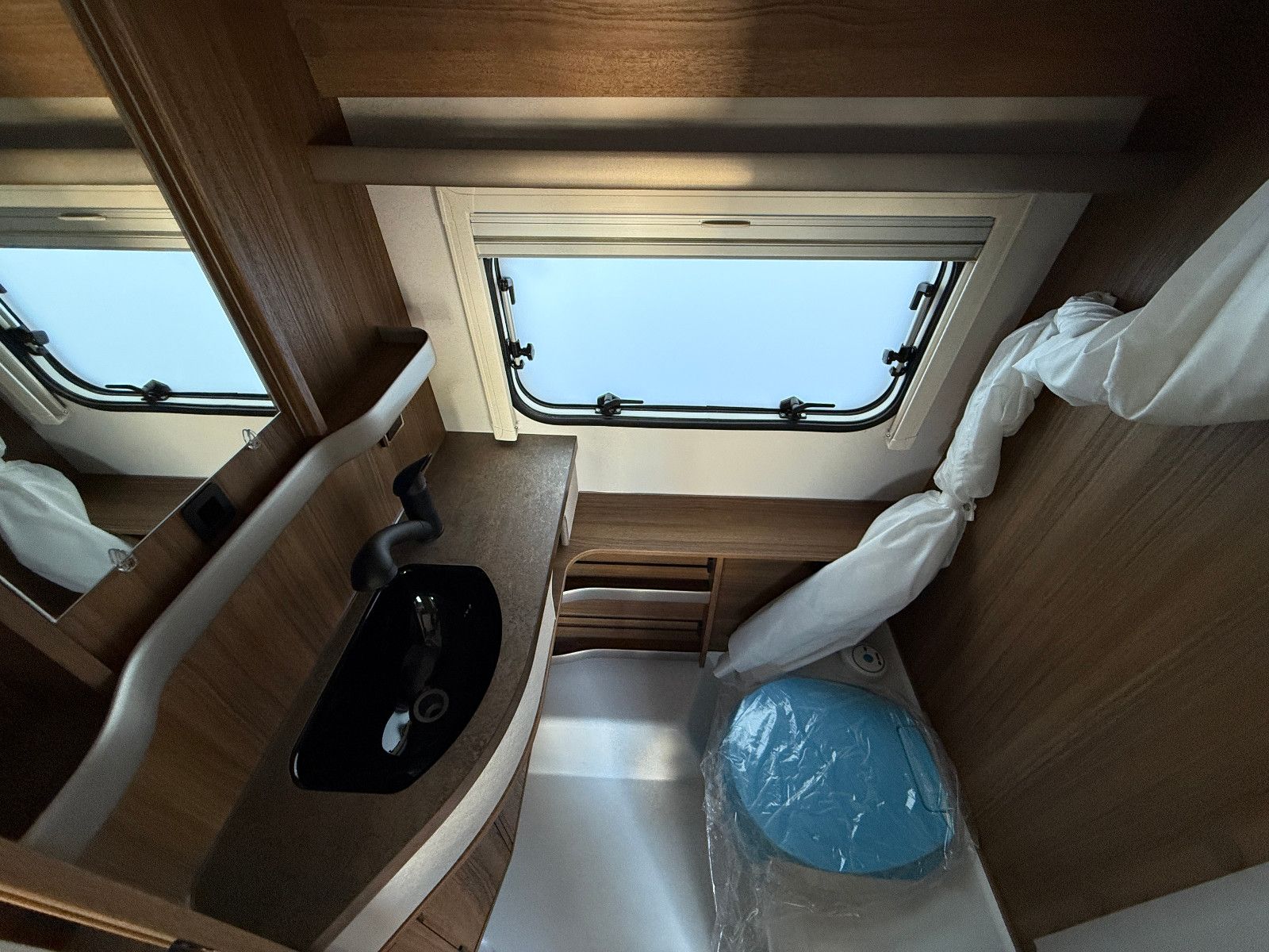 Fahrzeugabbildung HYMER / ERIBA / HYMERCAR Touring 630 - 6.084€ SPAREN!