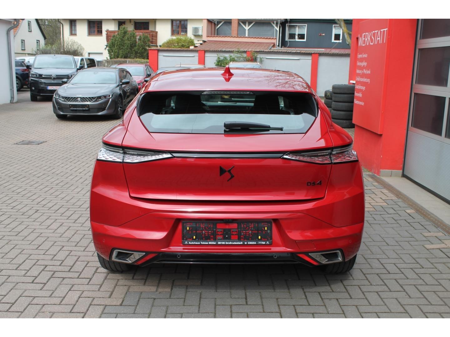 DS Automobiles DS4 Perf Line PT130 EAT8 Kamera Shz DAB LED Appl
